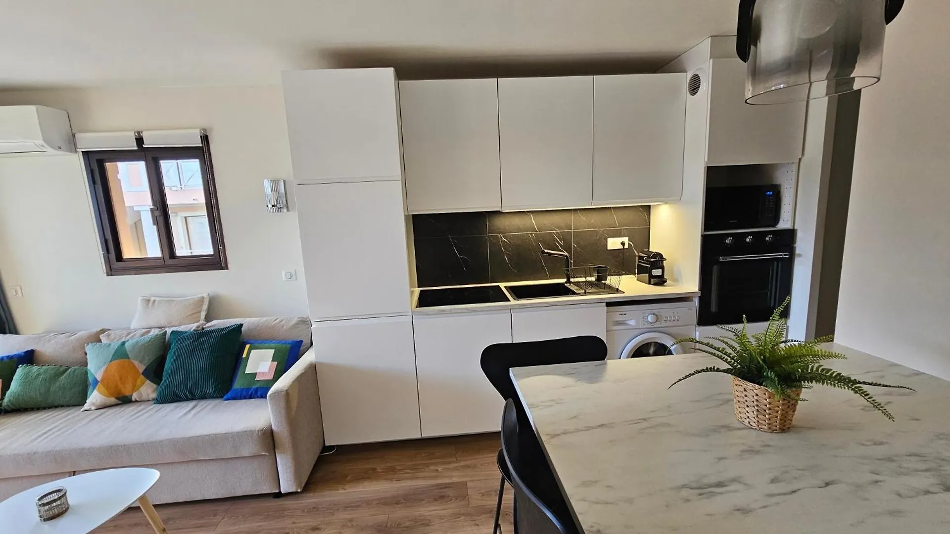 Appartement Le Riviera Cannes 0*,  France